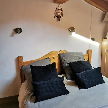 Chalet Jacuzzi, Sauna Proche Courchevel 8/10 Pers