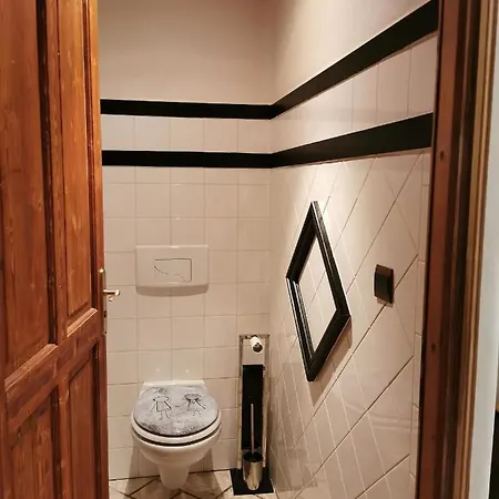 샬레 Chalet Jacuzzi, Sauna Proche Courchevel 8/10 Pers